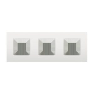 Niko Intense White Afdekraam schakelmateriaal IP41 wit kunststof 3-voudig