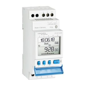 Solar Digitale schakelklok voor paneelbouw 35mm 230 V 172421pro4